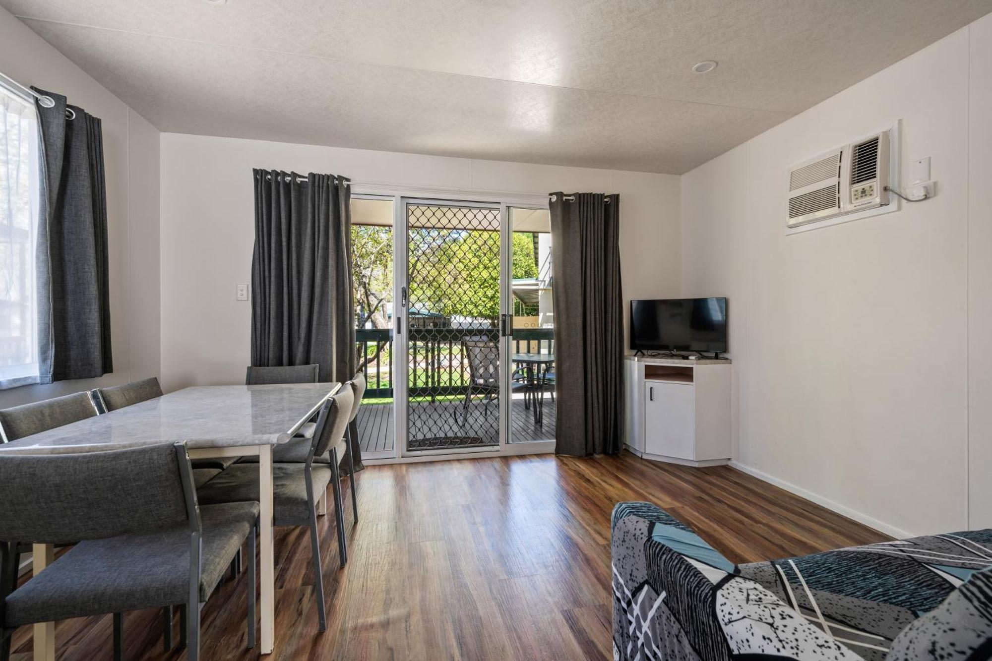 Bright Accommodation Park Εξωτερικό φωτογραφία